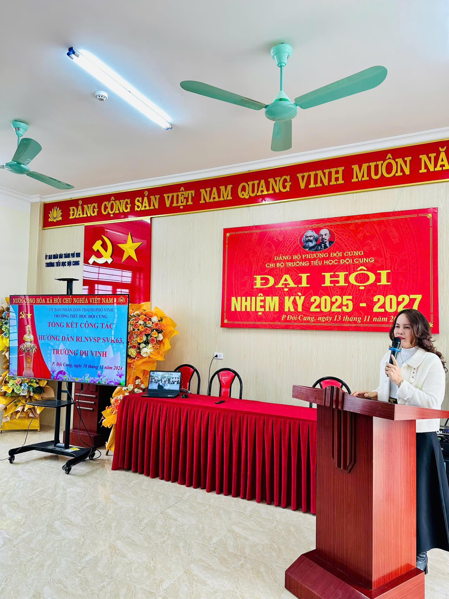 TỔNG KẾT CÔNG TÁC HƯỚNG DẪN RÈN LUYỆN NGHIỆP VỤ SƯ PHẠM CHO SINH VIÊN K63, TRƯỜNG ĐẠI HỌC VINH