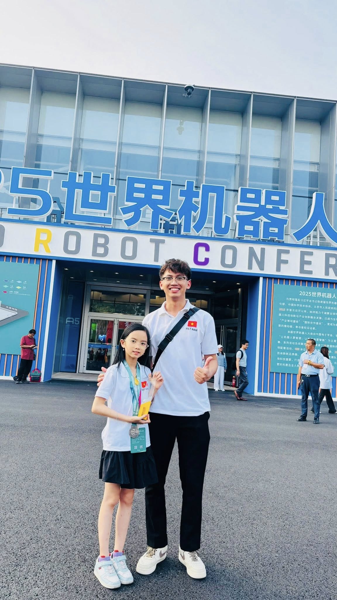 NIỀM VUI CHÀO NĂM HỌC MỚI