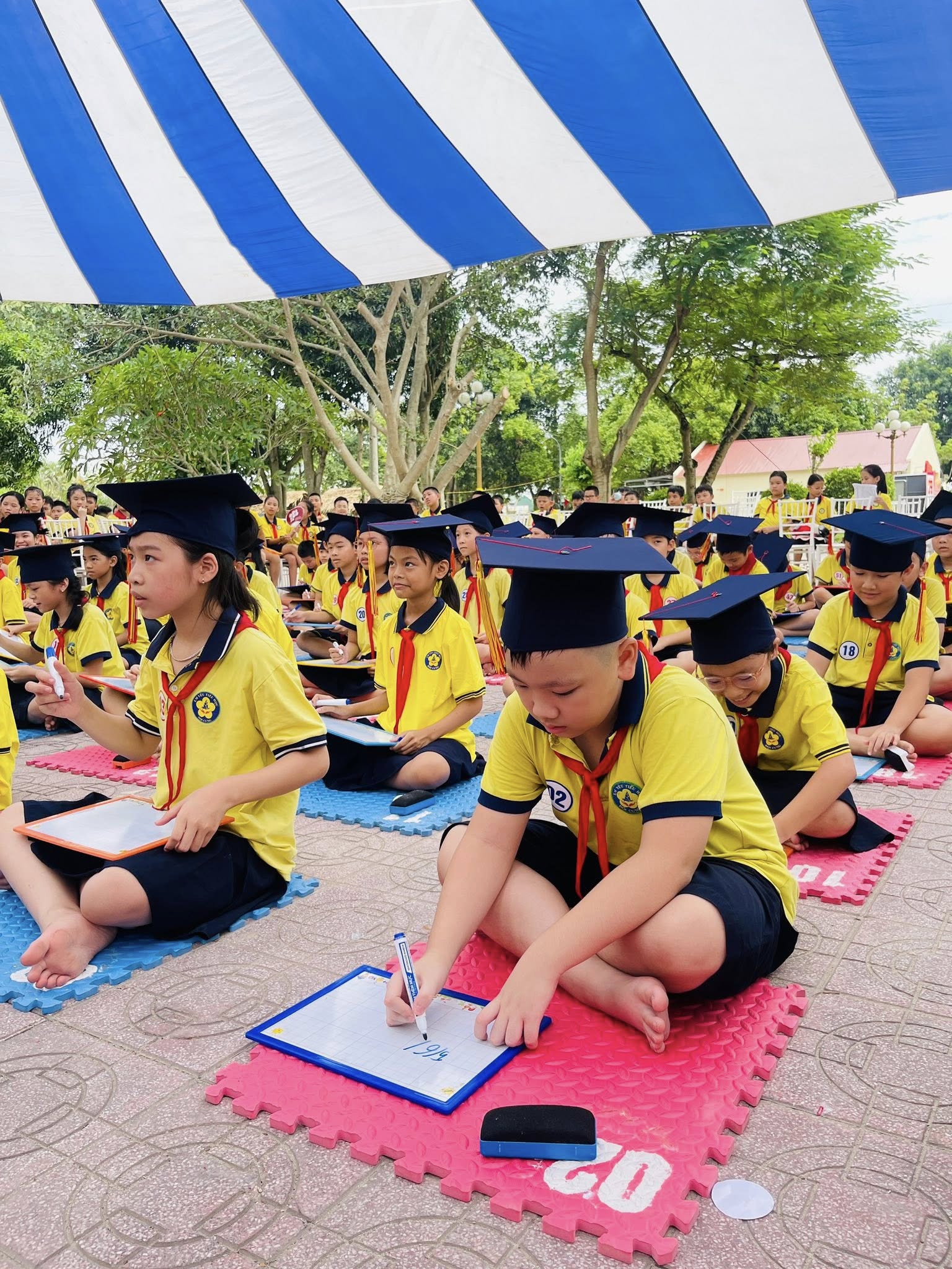 HÀO KHÍ XÔ VIẾT – TỰ HÀO TIẾP BƯỚC