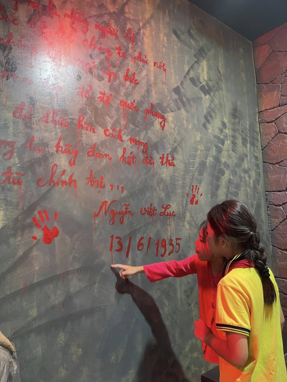 HÀO KHÍ XÔ VIẾT – TỰ HÀO TIẾP BƯỚC