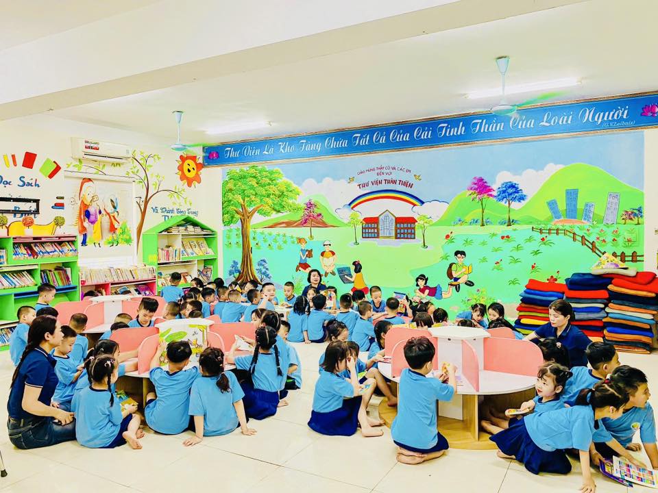 HÂN HOAN CHÀO ĐÓN CÁC BÉ MẦM NON ĐẾN THĂM TRƯỜNG!
