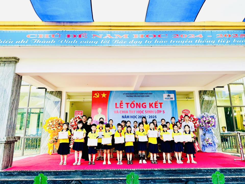 LÊ TỔNG KẾT VÀ CHIA TAY HỌC SINH LỚP 5 NĂM HỌC 2024 - 2025