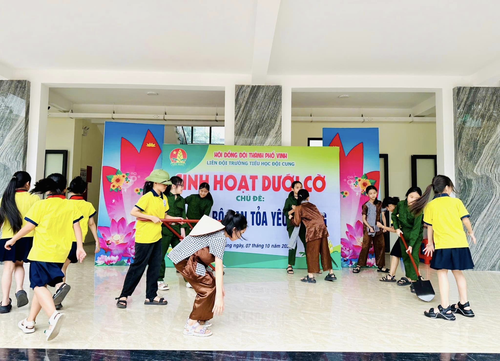 BUỔI SINH HOẠT CHÀO CỜ ĐẦU TUẦN