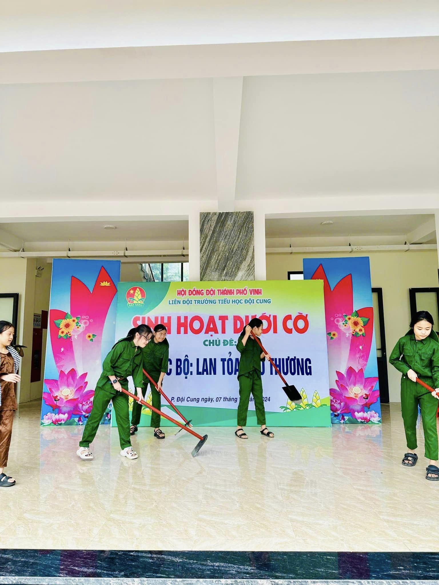 BUỔI SINH HOẠT CHÀO CỜ ĐẦU TUẦN