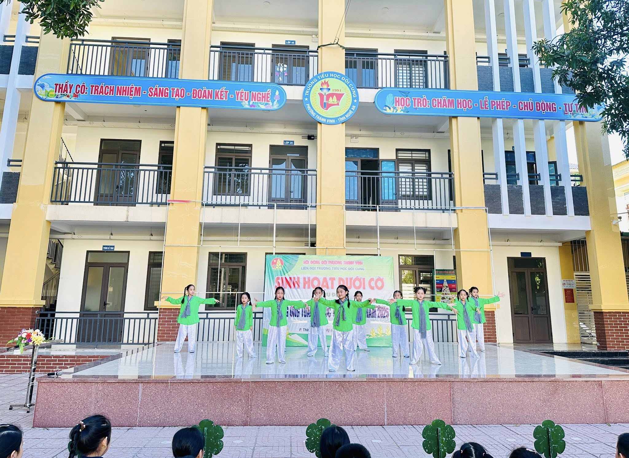 LỄ PHÁT ĐỘNG TUẦN LỄ HỌC TẬP SUỐT ĐỜI 2025