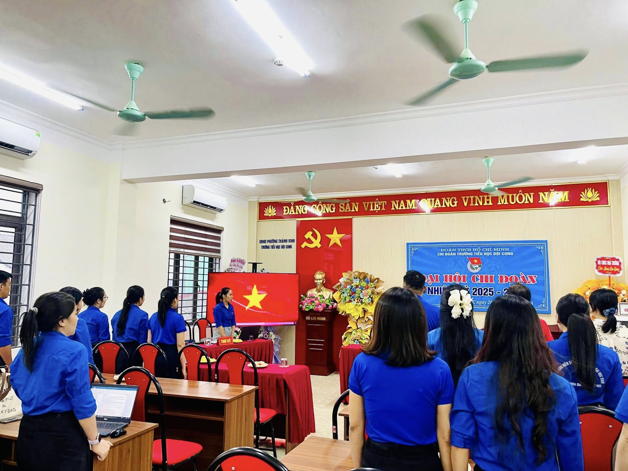 ĐẠI HỘI CHI ĐOÀN NHIỆM KỲ 2025- 2026