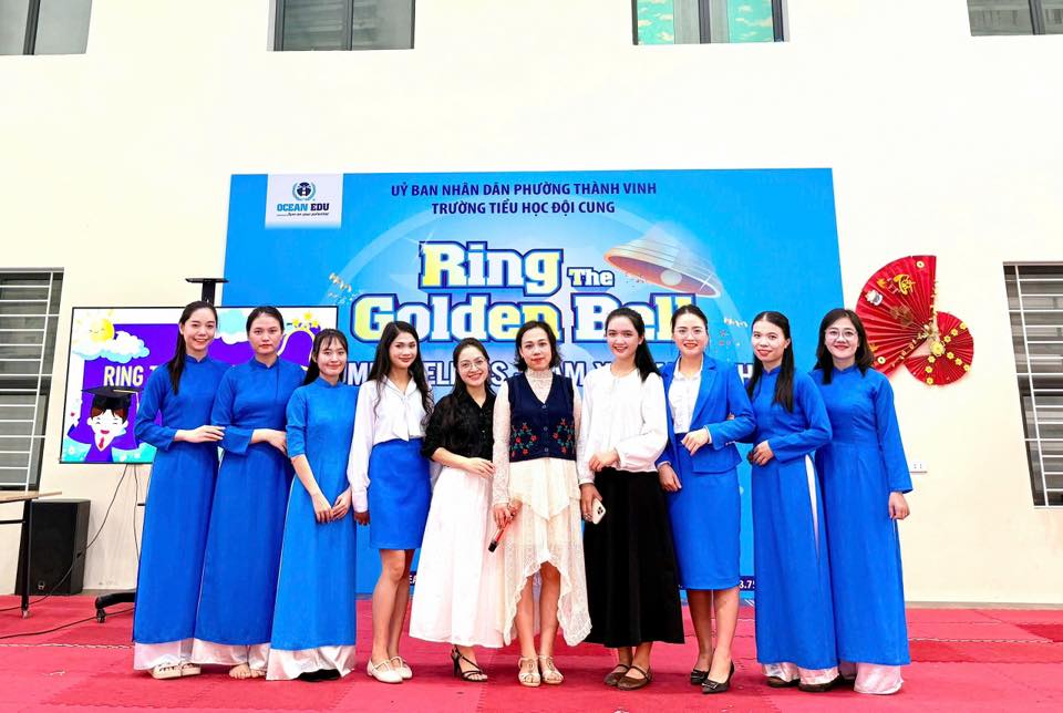 CÂU LẠC BỘ TIẾNG ANH THÁNG 10