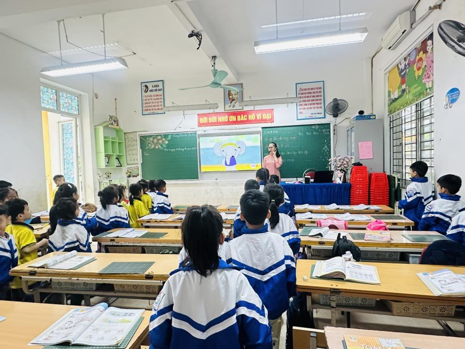 HỘI THI GIÁO VIÊN DẠY GIỎI CẤP TRƯỜNG NĂM HỌC 2025–2026 – THÀNH CÔNG TỐT ĐẸP!