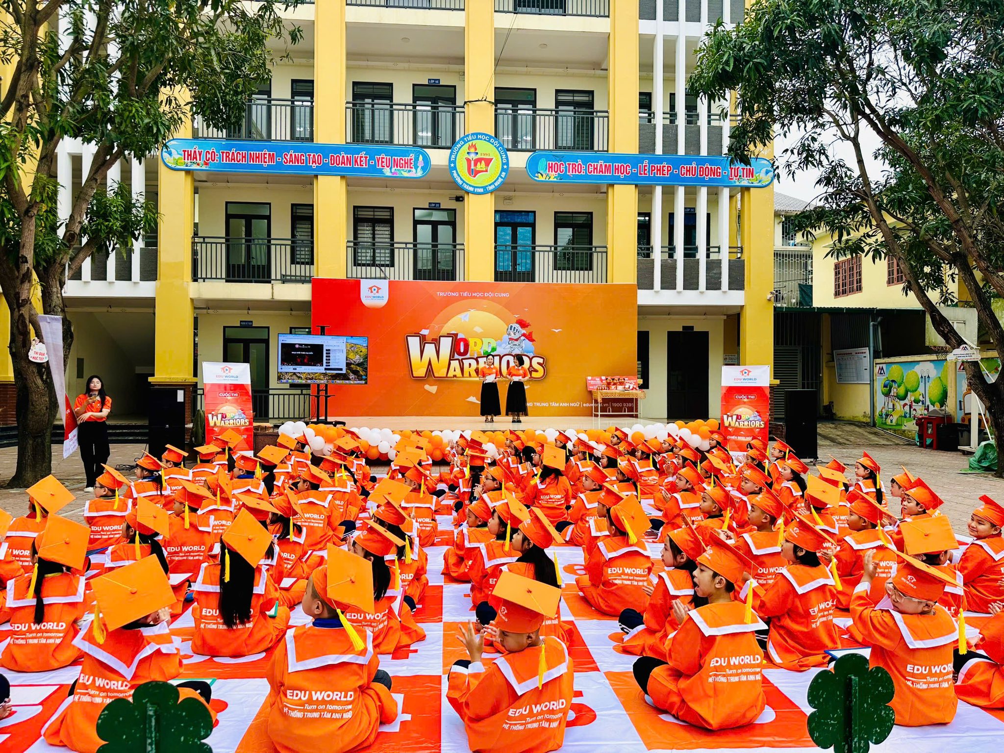 CÂU LẠC BỘ TIẾNG ANH THÁNG 12/2025