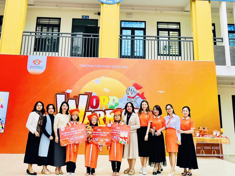 CÂU LẠC BỘ TIẾNG ANH THÁNG 12/2025