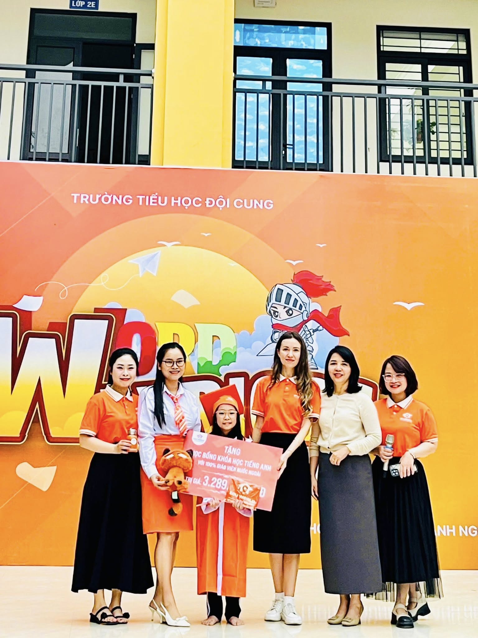 CÂU LẠC BỘ TIẾNG ANH THÁNG 12/2025