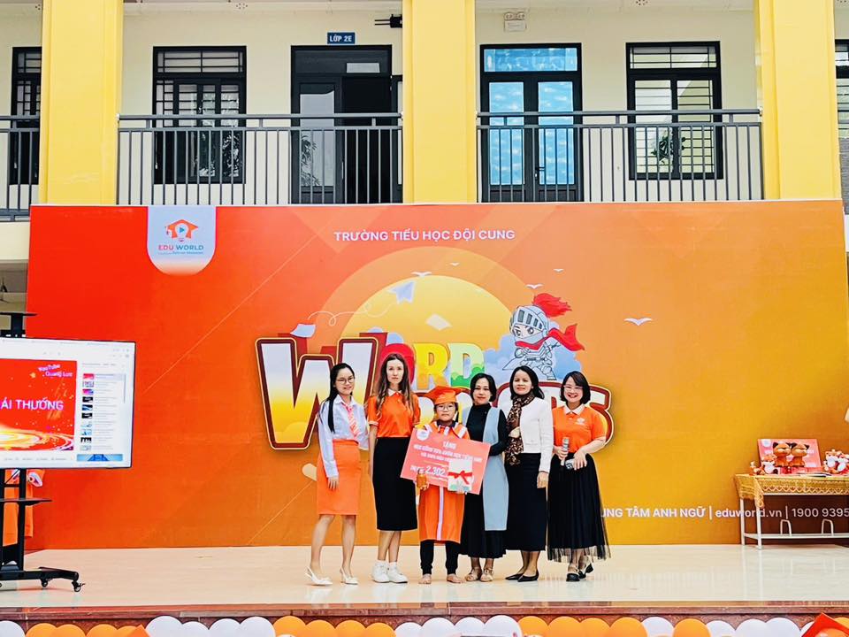 CÂU LẠC BỘ TIẾNG ANH THÁNG 12/2025