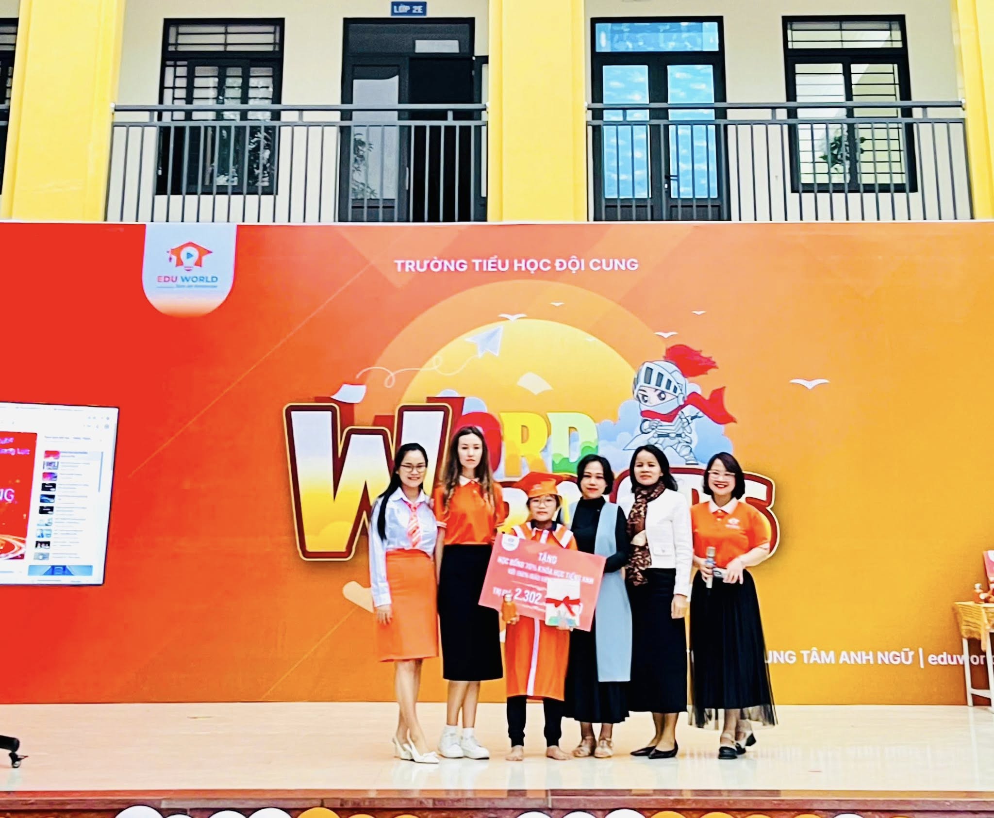 CÂU LẠC BỘ TIẾNG ANH THÁNG 12/2025