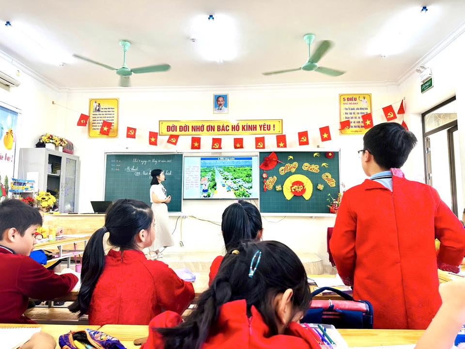 ĐỔI MỚI ĐỂ LAN TỎA CẢM HỨNG DẠY VÀ HỌC