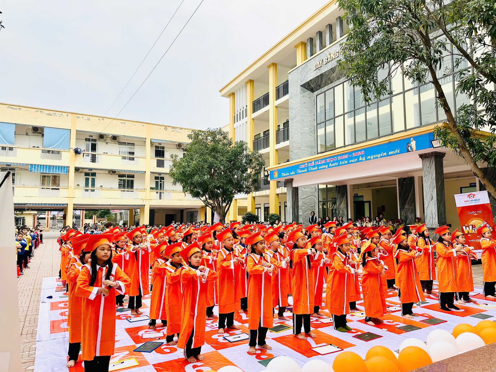 CÂU LẠC BỘ TIẾNG ANH THÁNG 12/2025