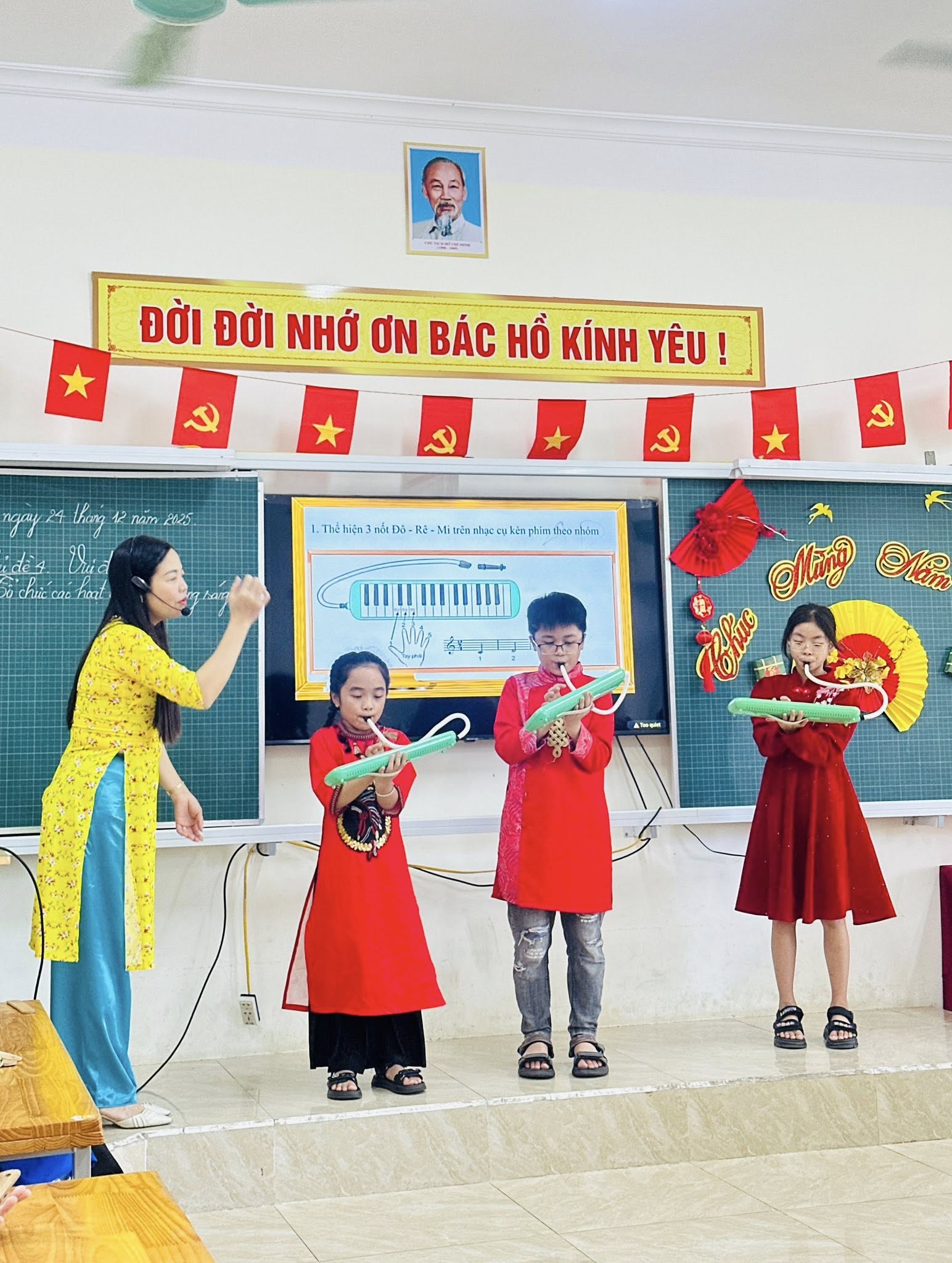 ĐỔI MỚI ĐỂ LAN TỎA CẢM HỨNG DẠY VÀ HỌC