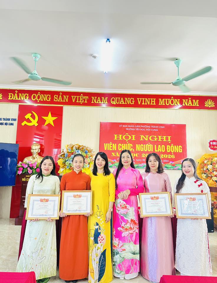 CHÚC MỪNG THÀNH CÔNG HỘI NGHỊ VIÊN CHỨC, NGƯỜI LAO ĐỘNG NĂM HỌC 2025–2026