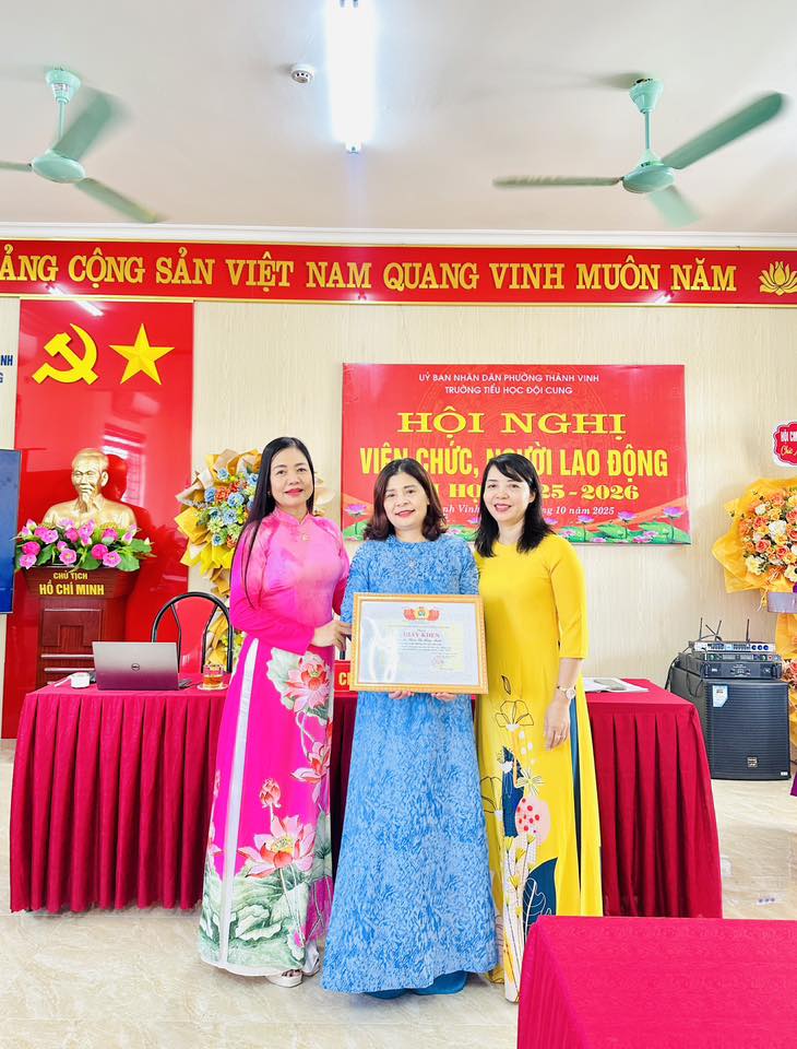 CHÚC MỪNG THÀNH CÔNG HỘI NGHỊ VIÊN CHỨC, NGƯỜI LAO ĐỘNG NĂM HỌC 2025–2026