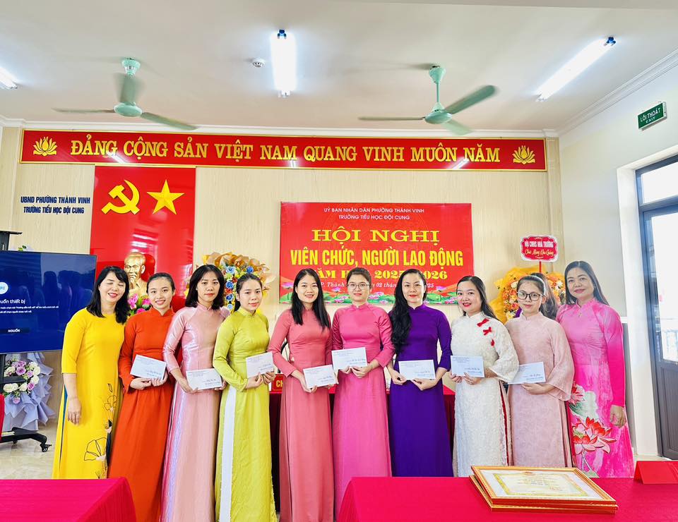 CHÚC MỪNG THÀNH CÔNG HỘI NGHỊ VIÊN CHỨC, NGƯỜI LAO ĐỘNG NĂM HỌC 2025–2026