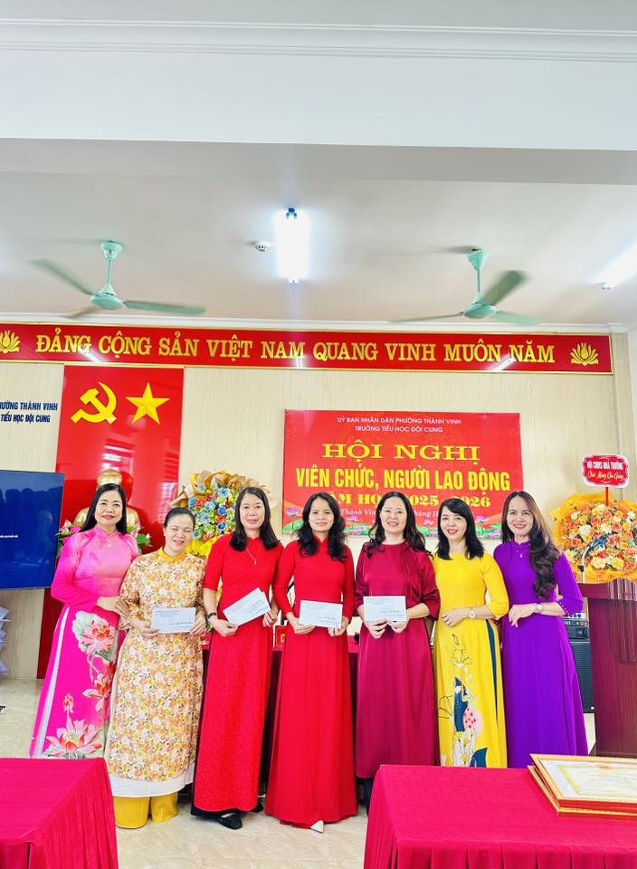 CHÚC MỪNG THÀNH CÔNG HỘI NGHỊ VIÊN CHỨC, NGƯỜI LAO ĐỘNG NĂM HỌC 2025–2026