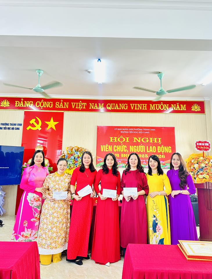 CHÚC MỪNG THÀNH CÔNG HỘI NGHỊ VIÊN CHỨC, NGƯỜI LAO ĐỘNG NĂM HỌC 2025–2026