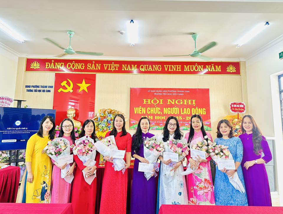 CHÚC MỪNG THÀNH CÔNG HỘI NGHỊ VIÊN CHỨC, NGƯỜI LAO ĐỘNG NĂM HỌC 2025–2026