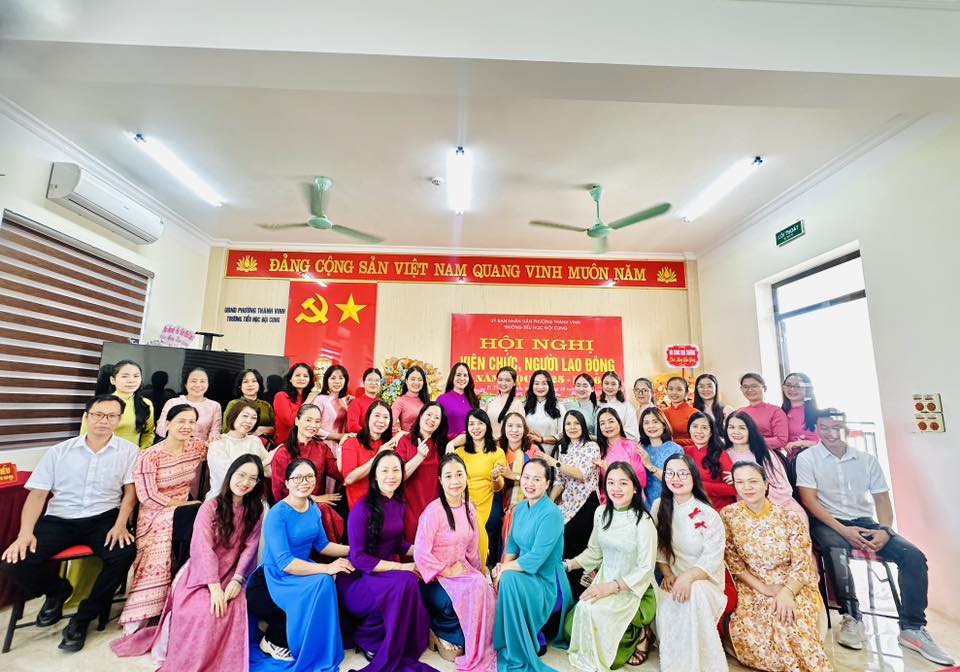 CHÚC MỪNG THÀNH CÔNG HỘI NGHỊ VIÊN CHỨC, NGƯỜI LAO ĐỘNG NĂM HỌC 2025–2026
