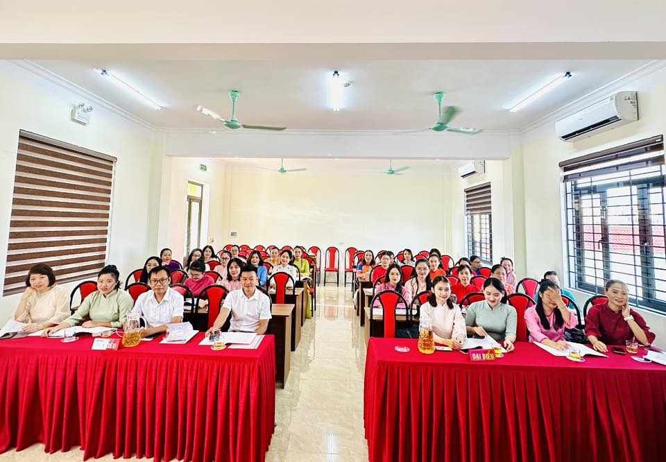 CHÚC MỪNG THÀNH CÔNG HỘI NGHỊ VIÊN CHỨC, NGƯỜI LAO ĐỘNG NĂM HỌC 2025–2026