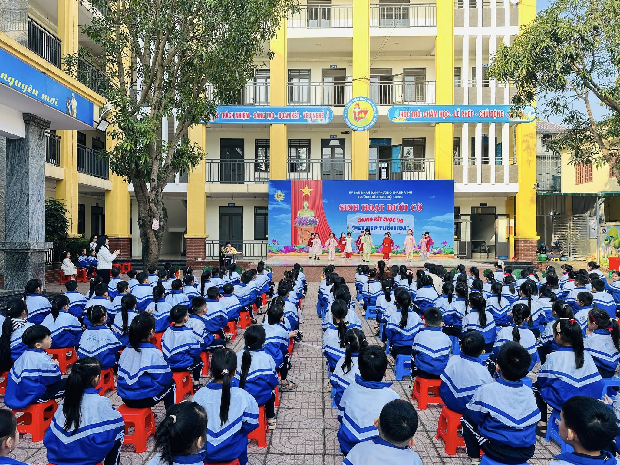 TIẾT SINH HOẠT DƯỚI CỜ ĐẶC BIỆT