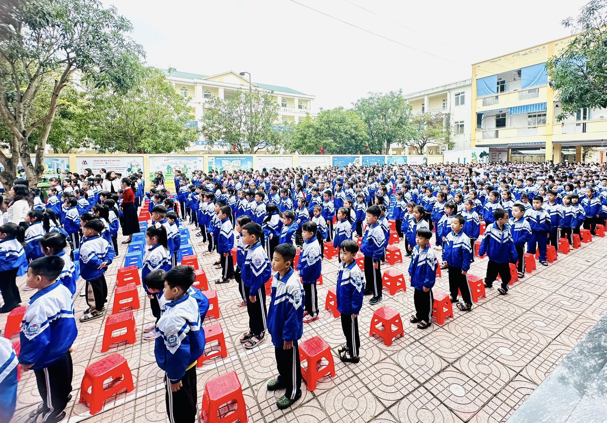 HOẠT ĐỘNG TRẢI NGHIỆM “ UỐNG NƯỚC NHỚ NGUỒN- GIÁO DỤC TRUYỀN THỐNG YÊU NƯỚC VÀ LÒNG BIẾT ƠN”