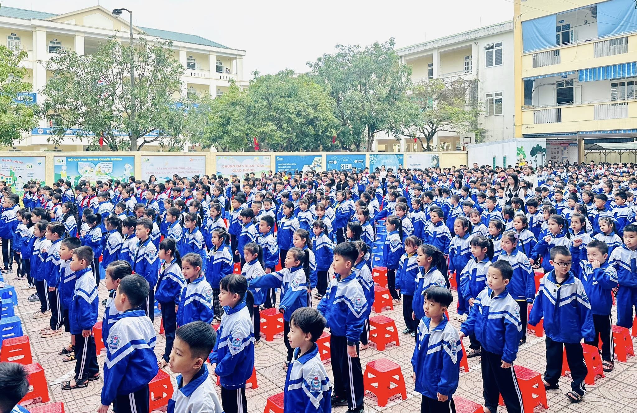 HOẠT ĐỘNG TRẢI NGHIỆM “ UỐNG NƯỚC NHỚ NGUỒN- GIÁO DỤC TRUYỀN THỐNG YÊU NƯỚC VÀ LÒNG BIẾT ƠN”