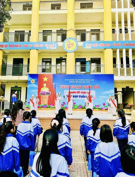 TIẾT SINH HOẠT DƯỚI CỜ ĐẶC BIỆT