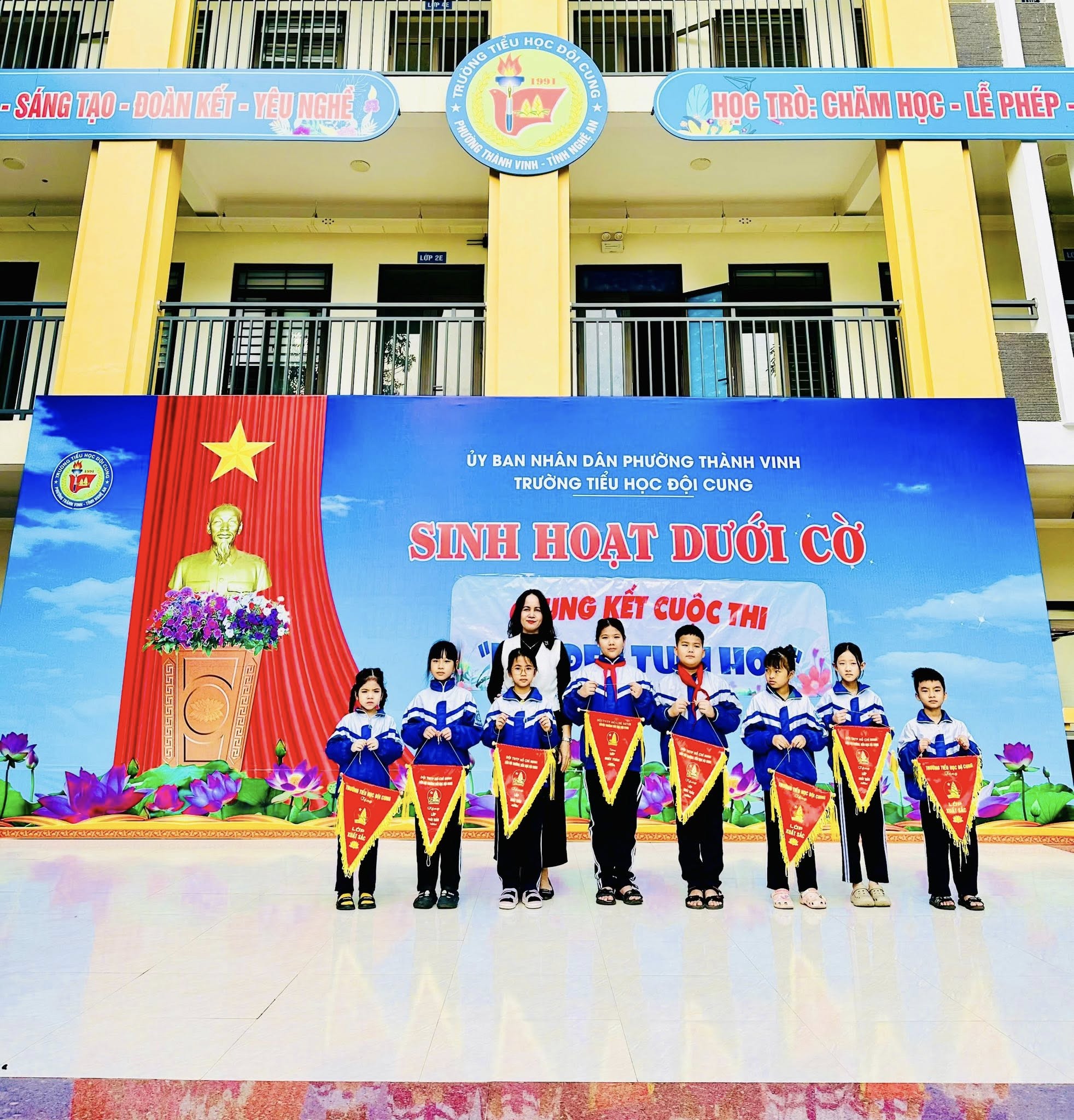 TIẾT SINH HOẠT DƯỚI CỜ ĐẶC BIỆT