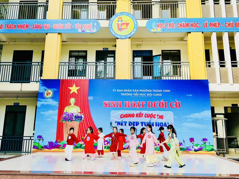 TIẾT SINH HOẠT DƯỚI CỜ ĐẶC BIỆT