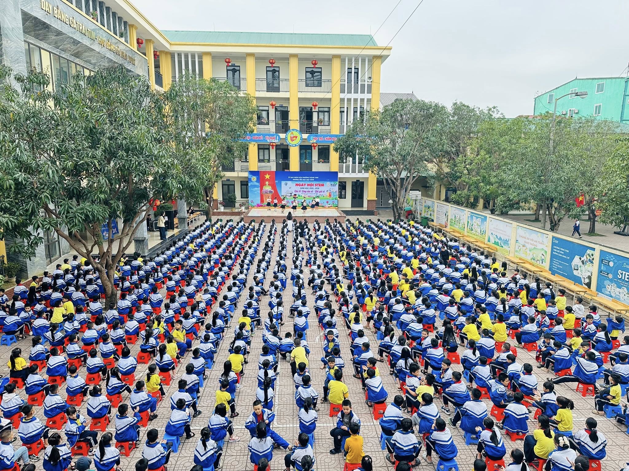 NGÀY HỘI STEM VỚI CHỦ ĐỂ “ CÔNG DÂN SỐ- THẾ GIỚI SỐ