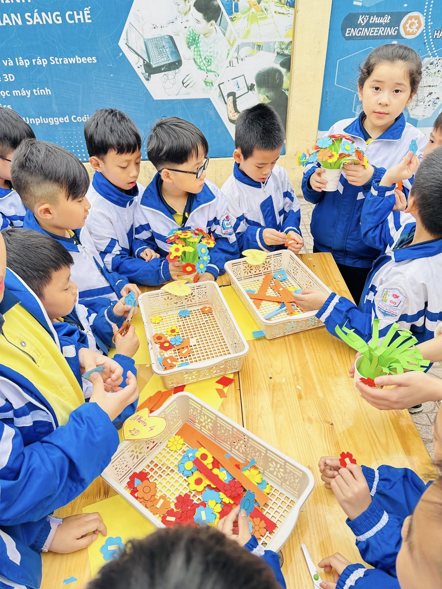 NGÀY HỘI STEM VỚI CHỦ ĐỂ “ CÔNG DÂN SỐ- THẾ GIỚI SỐ